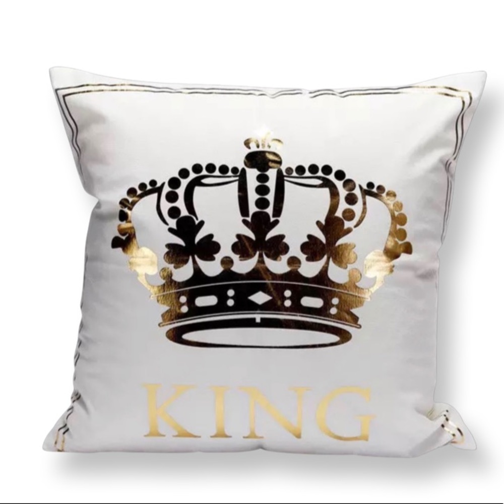 King Decorative throw pillowcase cover.NWT